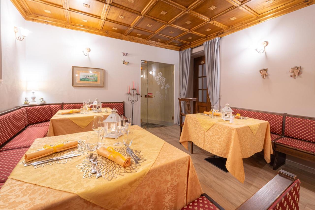 Borgo Dei Poeti Romantik Hotel Manerba del Garda Luaran gambar